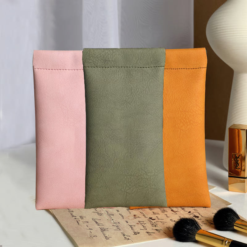 Custodia organizer in pelle con chiusura a scatto