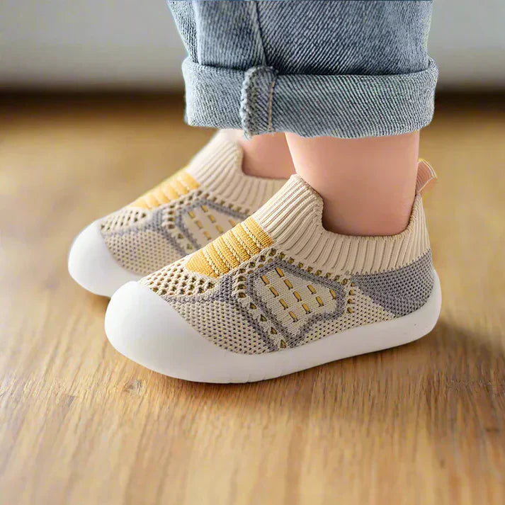 BabyFlex® - Le prime scarpe che proteggono i primi passi